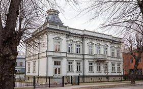 Roze Kurmajas Residence